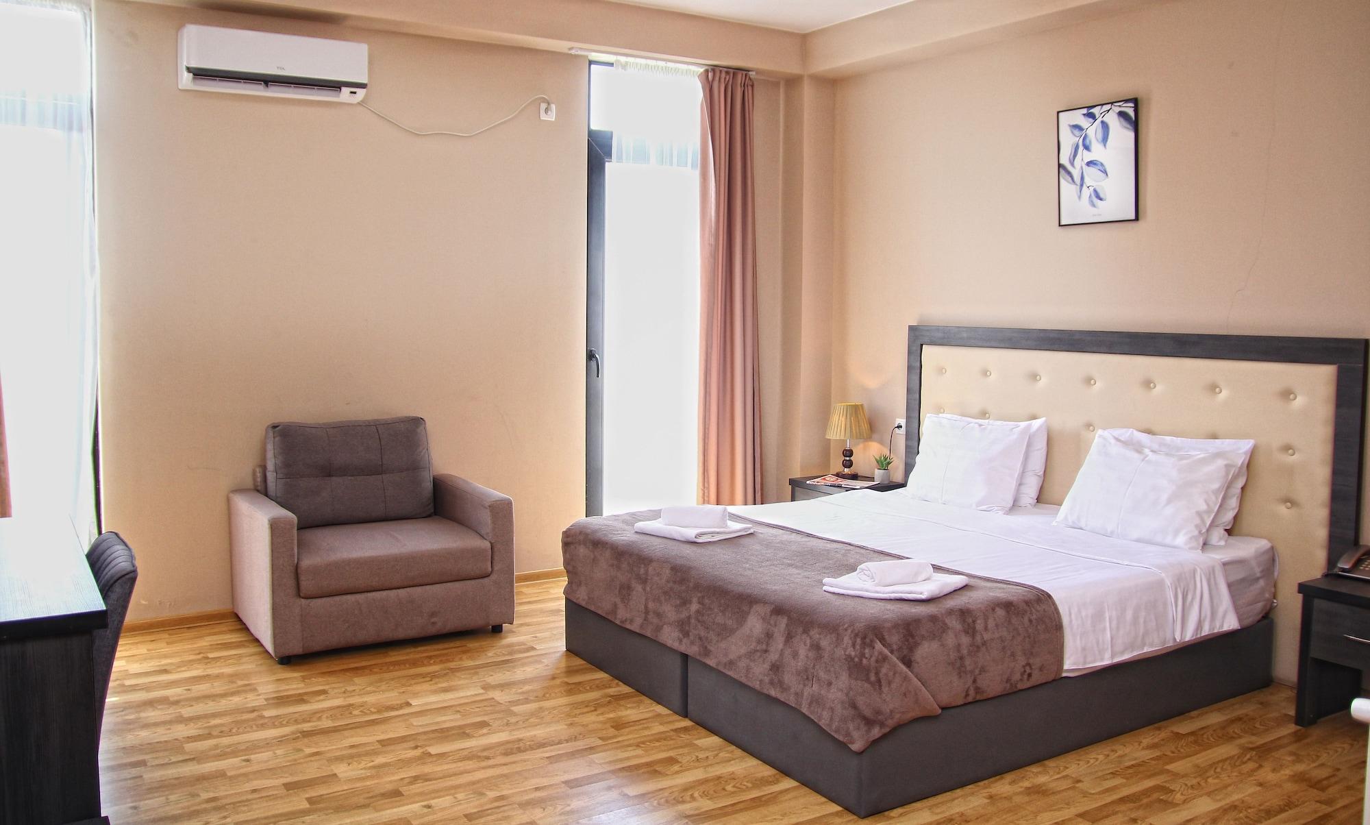 Rogalux Blue Hotel Tbilisi Bagian luar foto