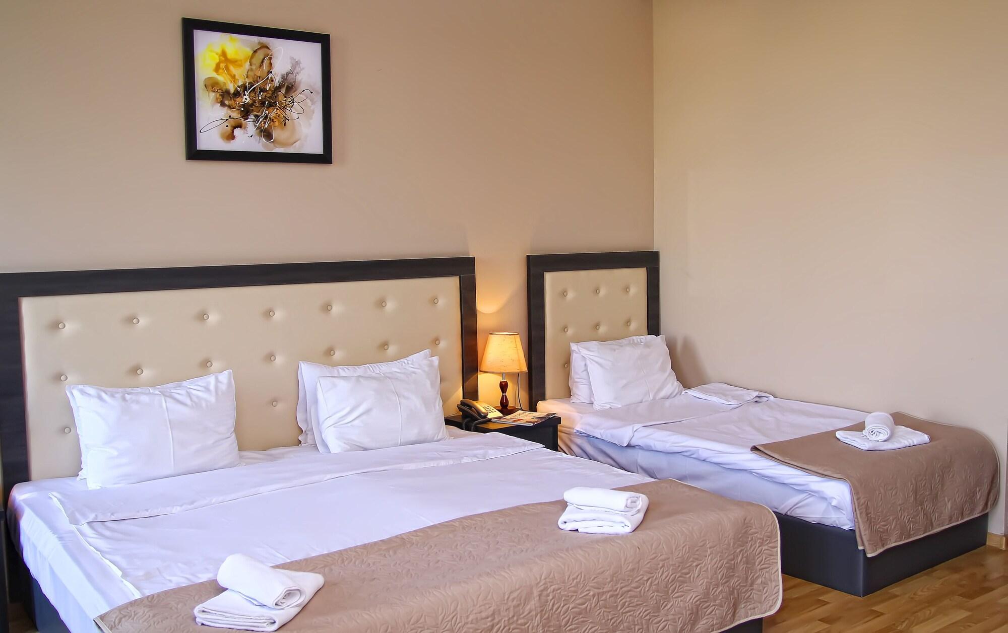 Rogalux Blue Hotel Tbilisi Bagian luar foto