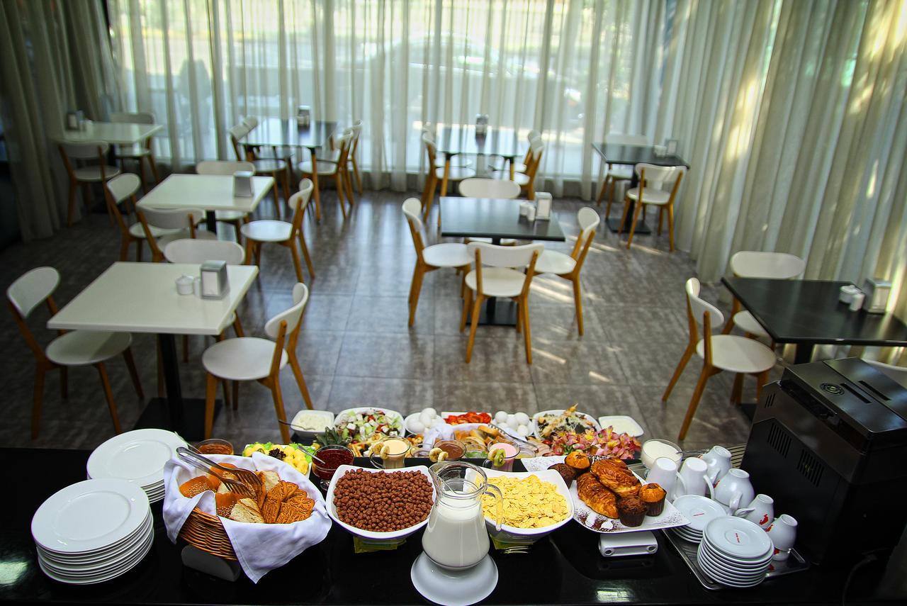 Rogalux Blue Hotel Tbilisi Bagian luar foto