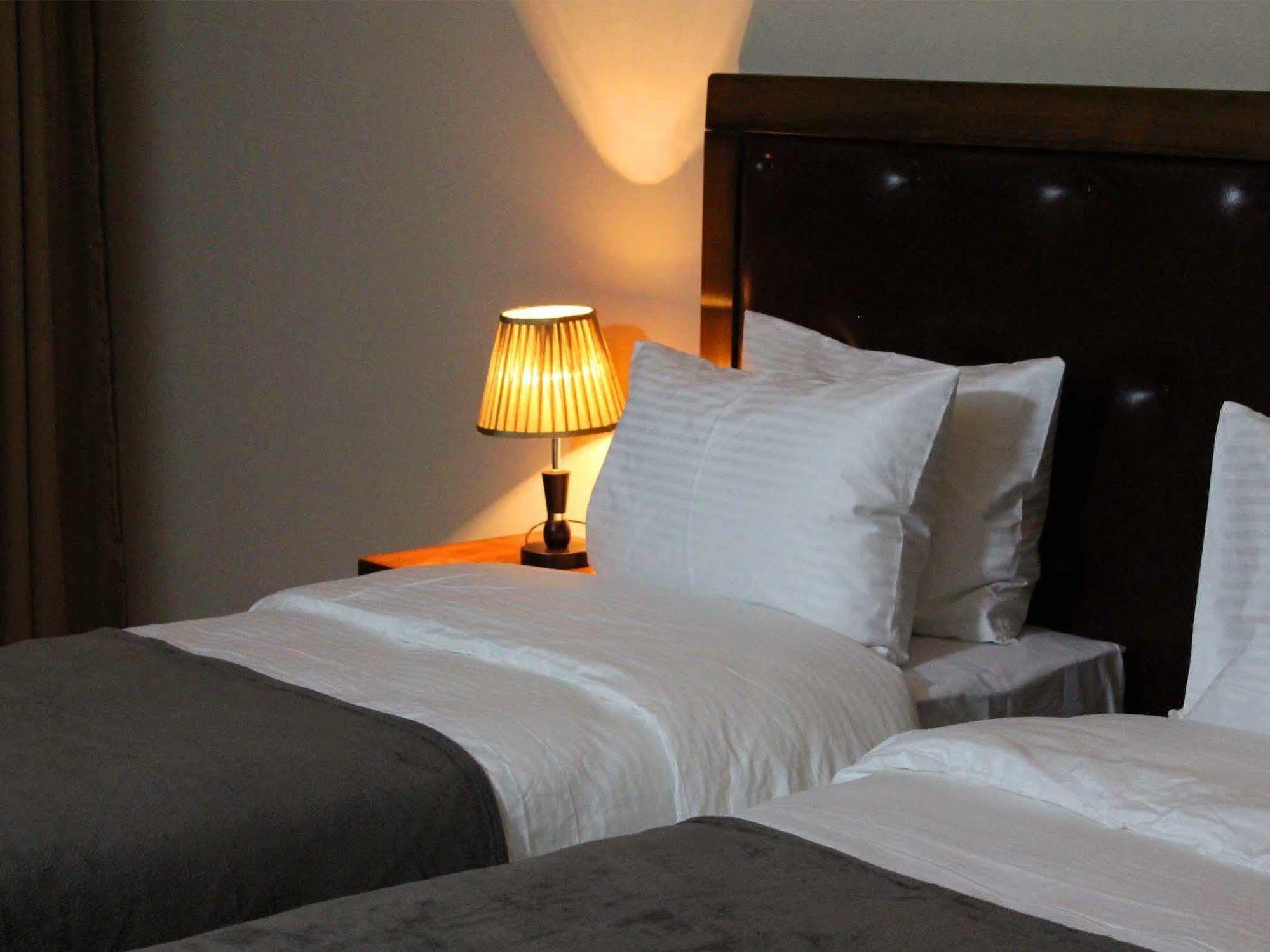 Rogalux Blue Hotel Tbilisi Bagian luar foto