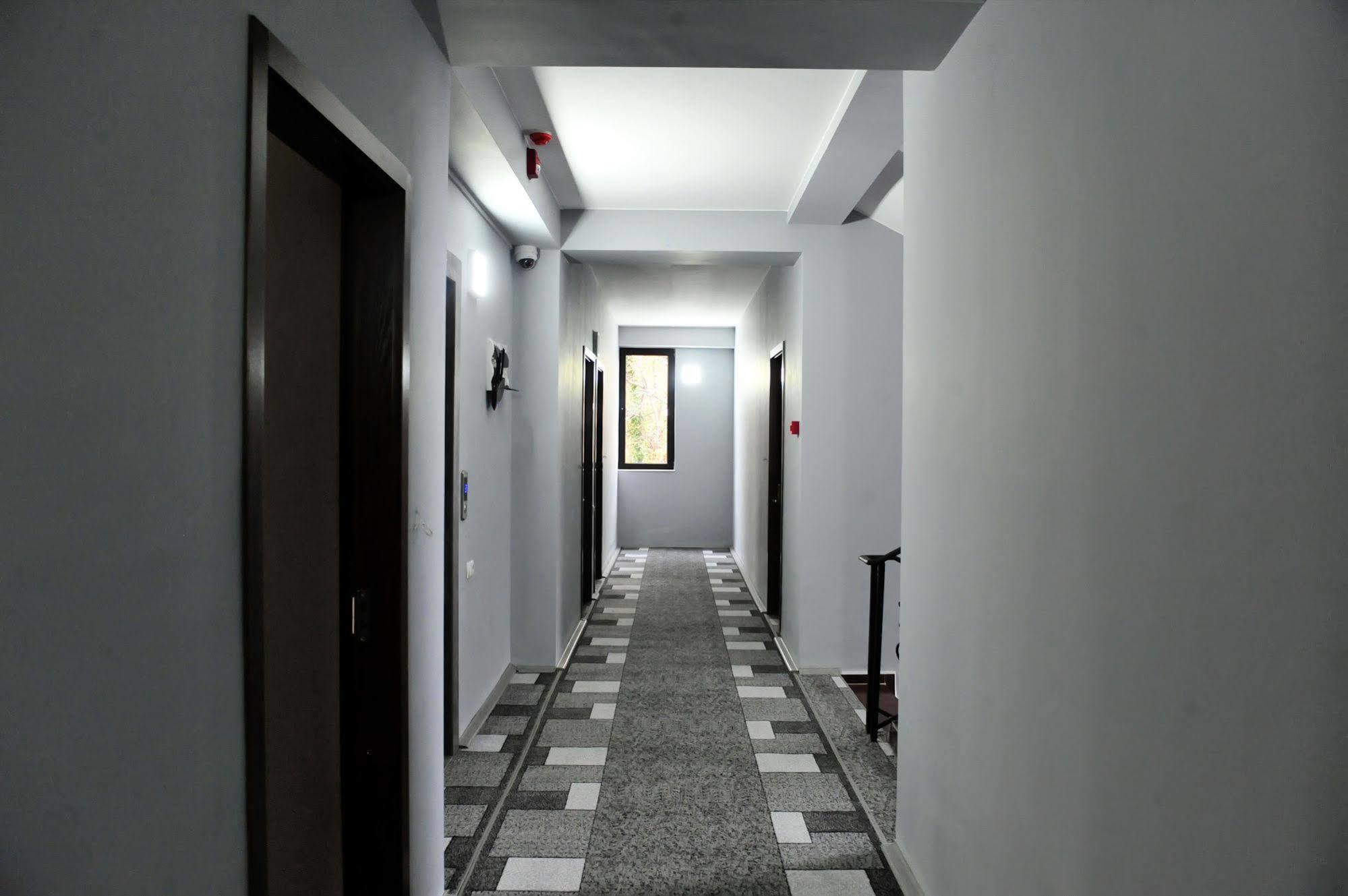 Rogalux Blue Hotel Tbilisi Bagian luar foto