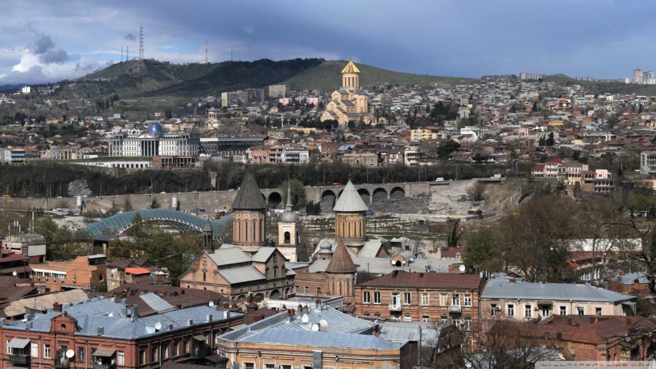 Rogalux Blue Hotel Tbilisi Bagian luar foto